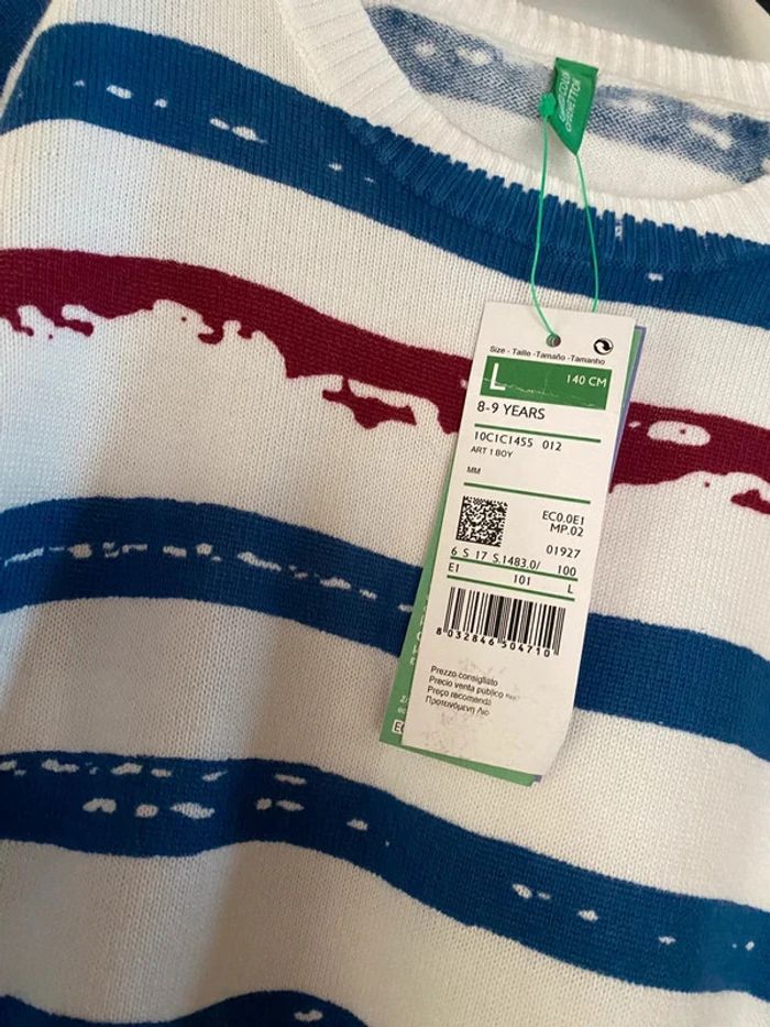 Pull fin Benetton taille 8 9 ans Neuf - photo numéro 2