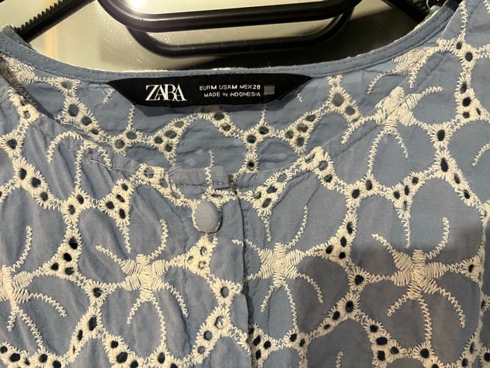 Blouse Zara broderie anglaise - photo numéro 2
