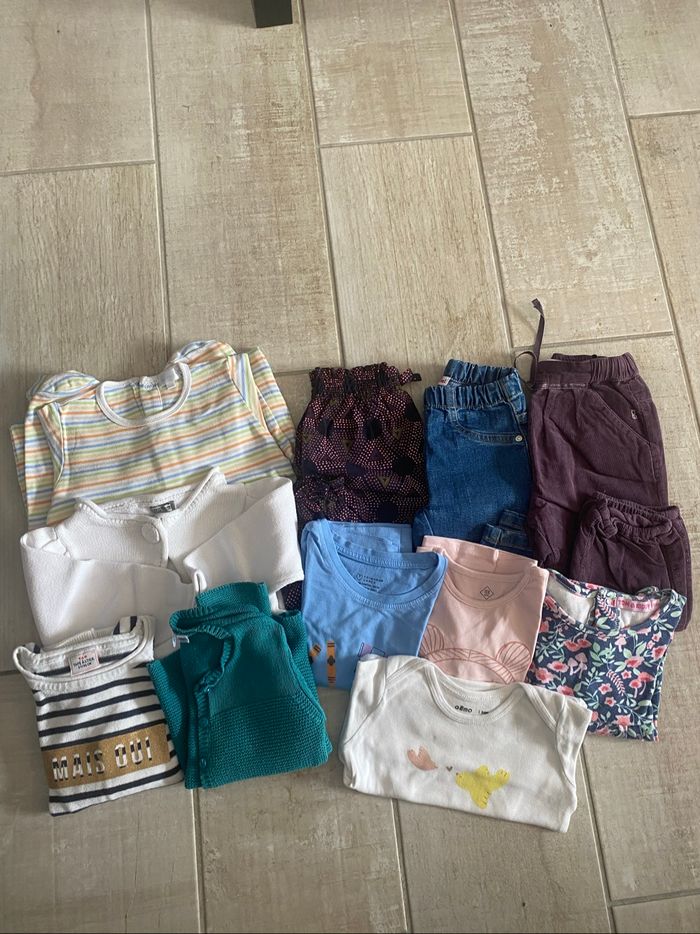 Lot vêtements fille 24 mois