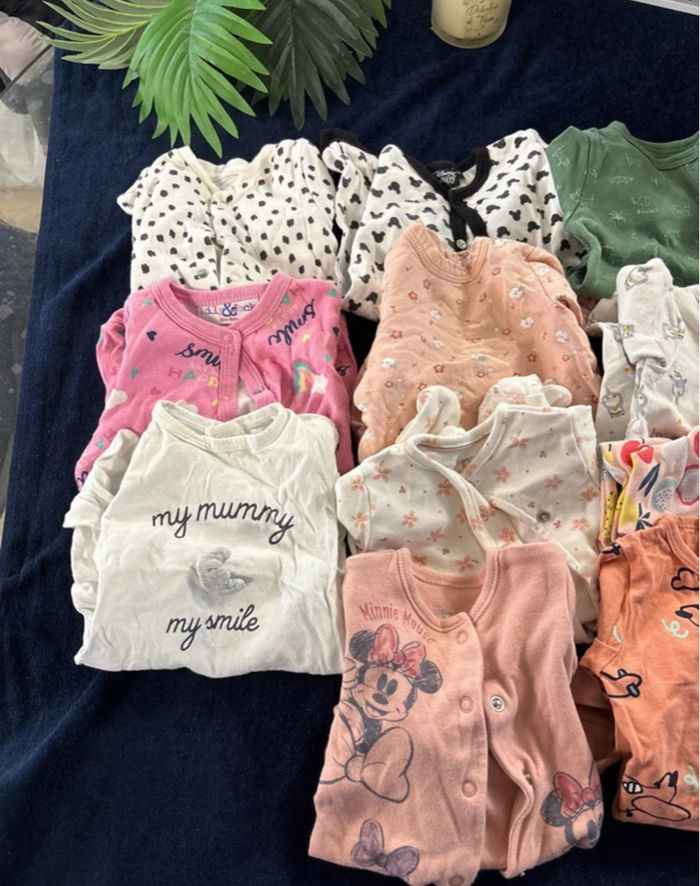 Lots de vêtement 1 mois - photo numéro 3