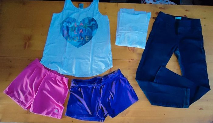 Lot de vêtements 12 ans 22 pièces - photo numéro 5