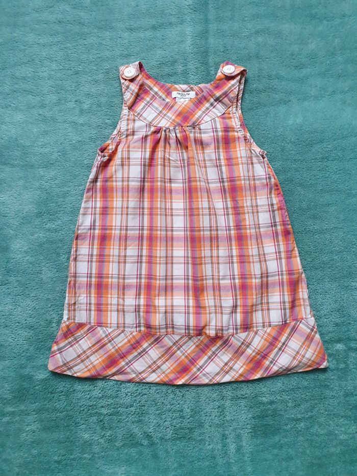 Tres jolie robe 108 cm