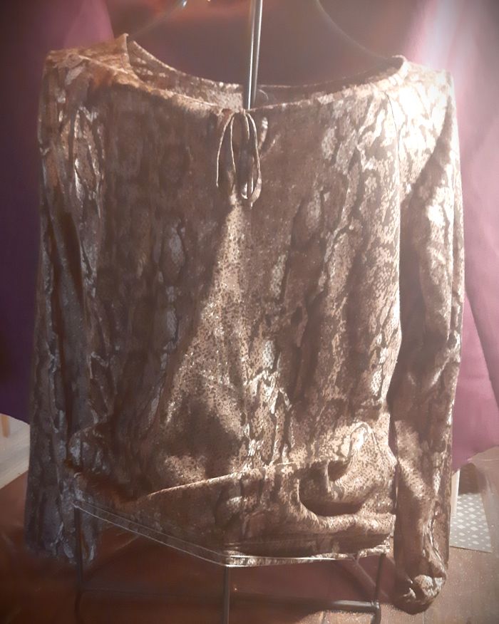blouse