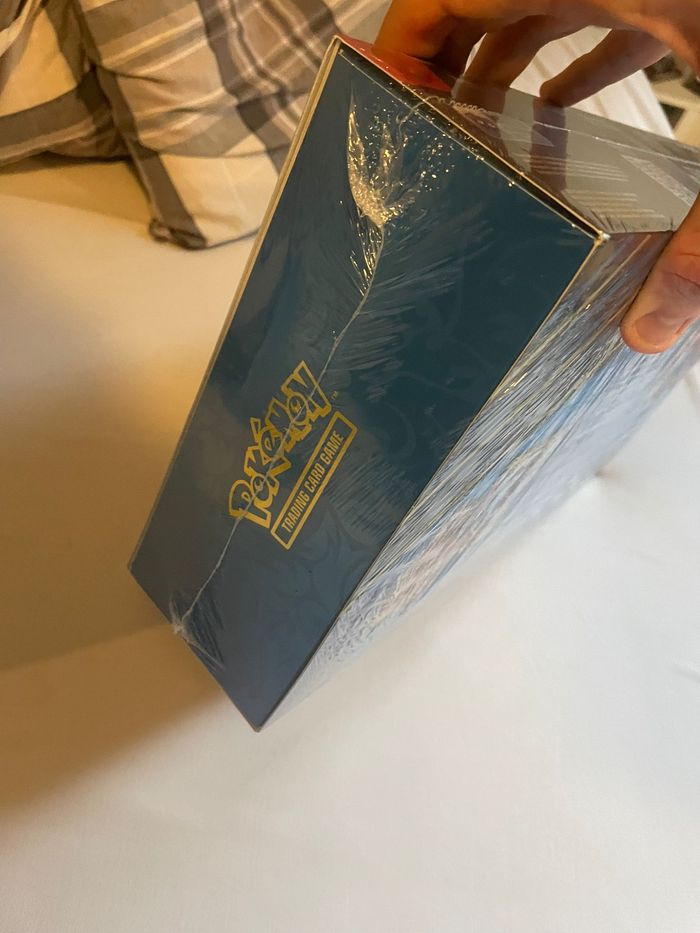 Pokémon - Coffret ultra premium UPC Dracaufeu Flammes fantasmagoriques (ME02) - photo numéro 6