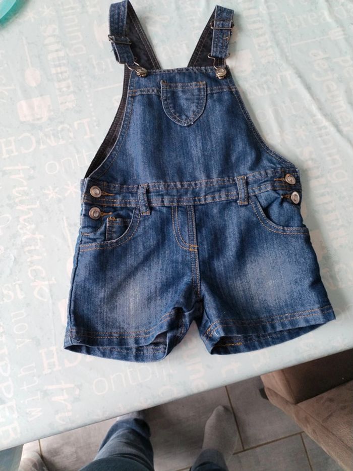 Salopette short en jean 5 ans