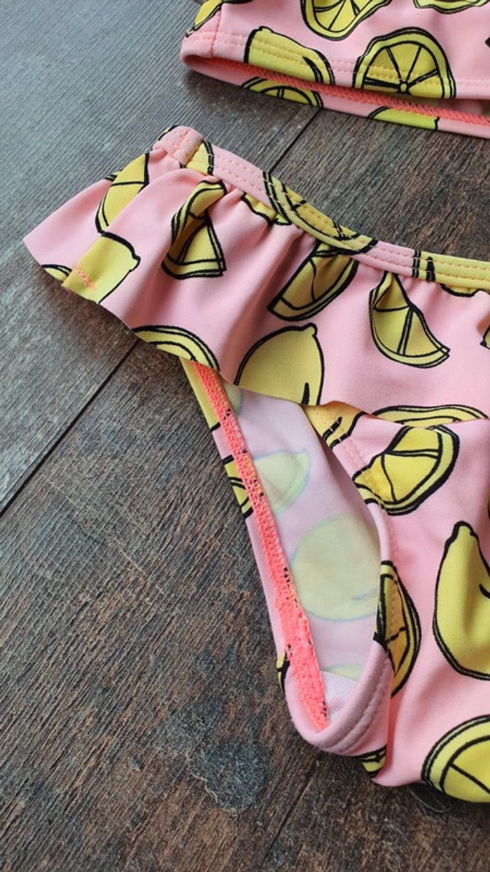 Maillot de bain 12 mois en très bon état - photo numéro 2