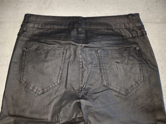 Pantalon taille M - photo numéro 2
