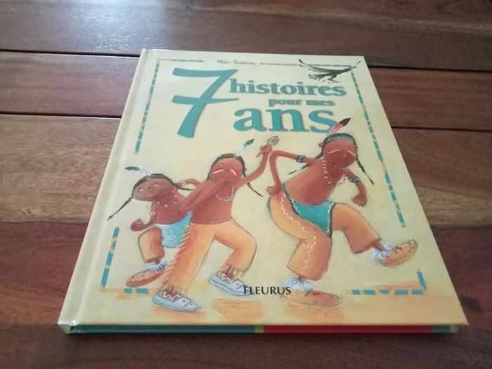 Livre intitulé 7 histoires pour mes 7 ans