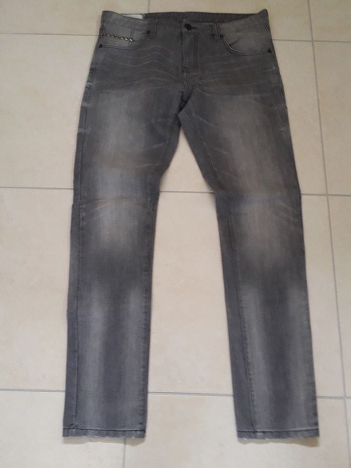 Jean's gris T 42