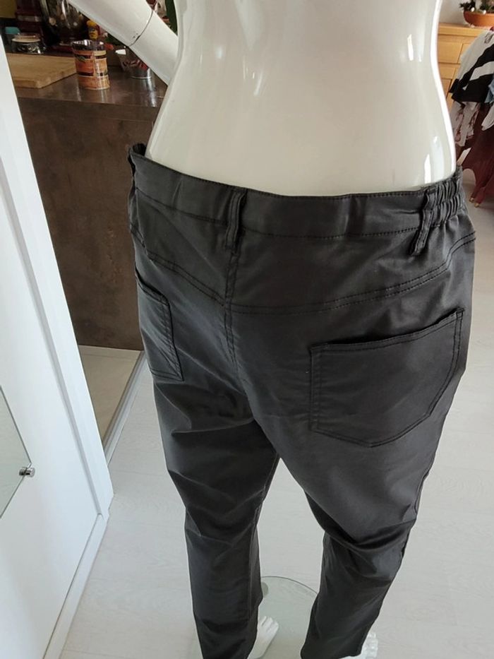 Pantalon noir effet sky strech - photo numéro 5