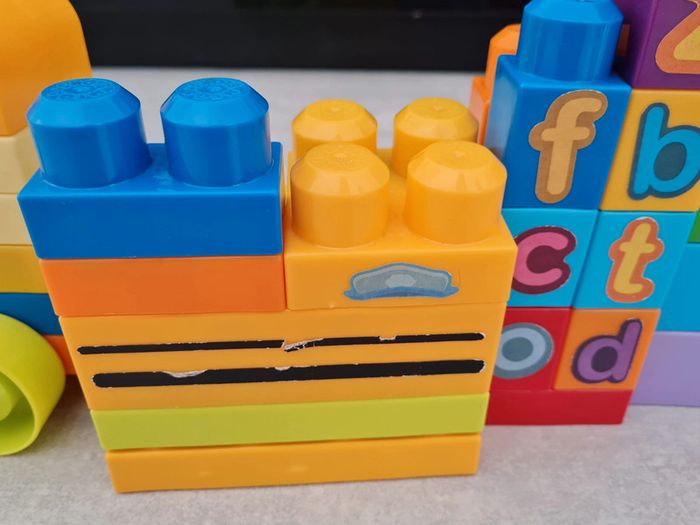 Cubes Mega Bloks alphabet - photo numéro 6