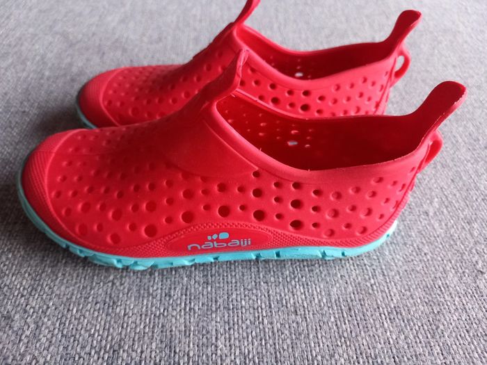 Chaussures aquatiques plage taille 25 26 - photo numéro 2