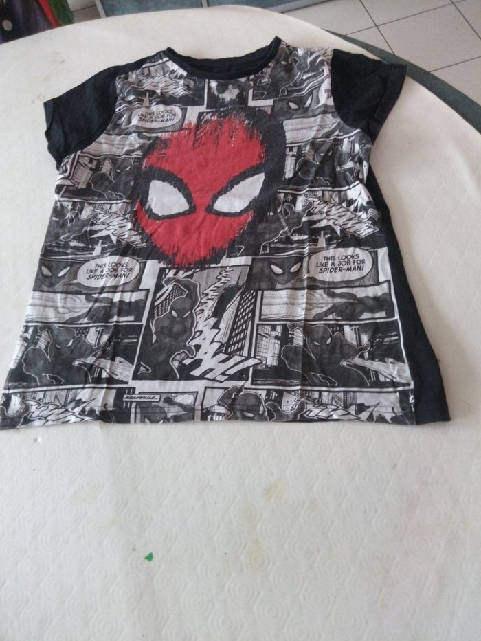 T shirt spiderman - photo numéro 2