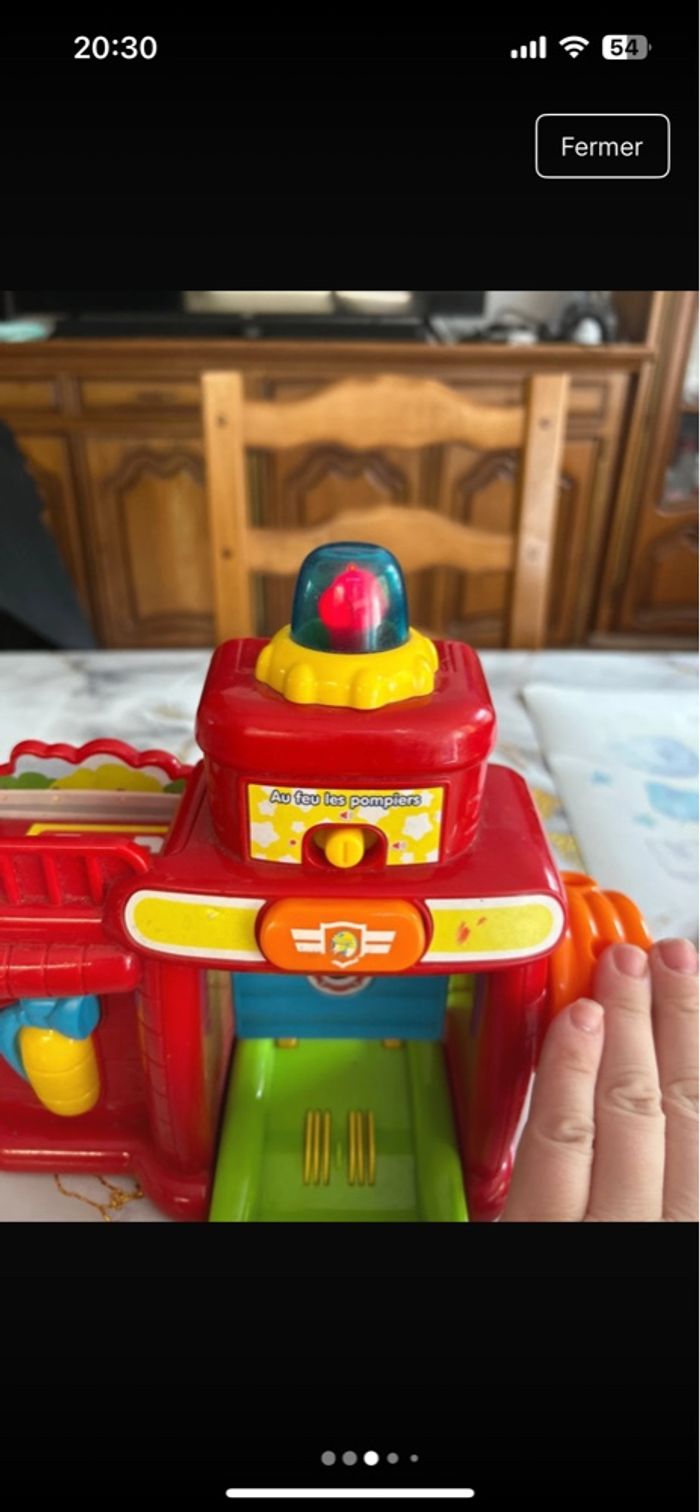 Caserne de pompier tire bolide - photo numéro 5