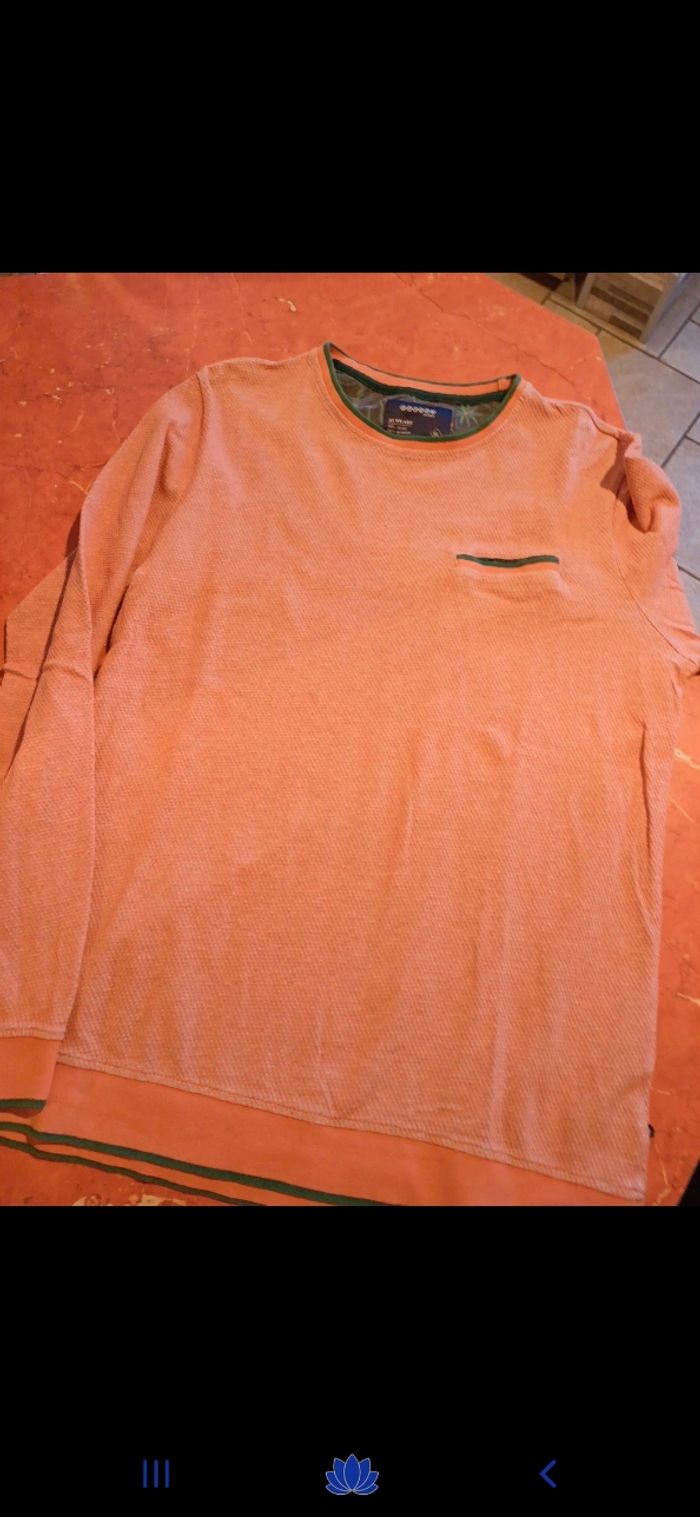 T.shirt homme taille 42