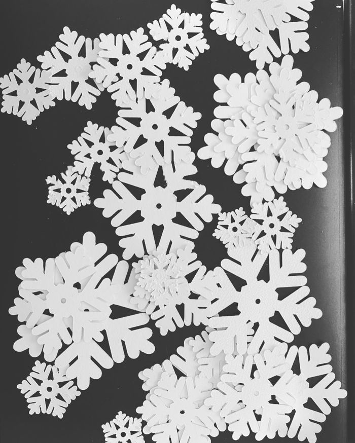 Lot de 30 flocons de neige pour activités manuelles