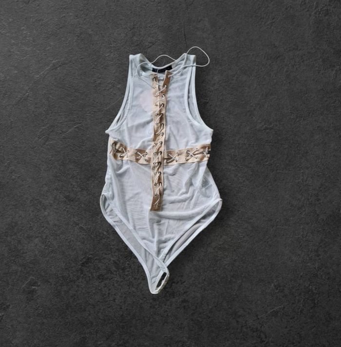 body femme taille S /36 - photo numéro 2