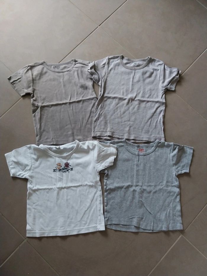 Lot 4 maillots corps T6/8A