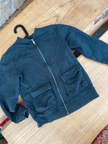 Veste gilet zippé  kiabi 10 ans gris anthracite