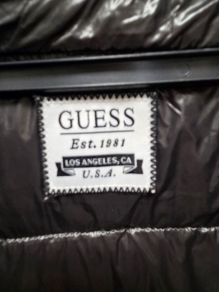 Super doudoune GUESS authentique neuve avec étiquette - photo numéro 6