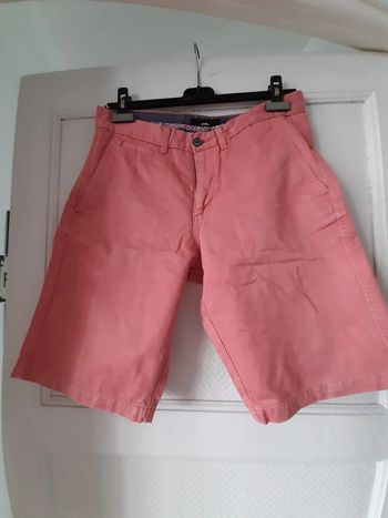 Bernuda Chinos celio
