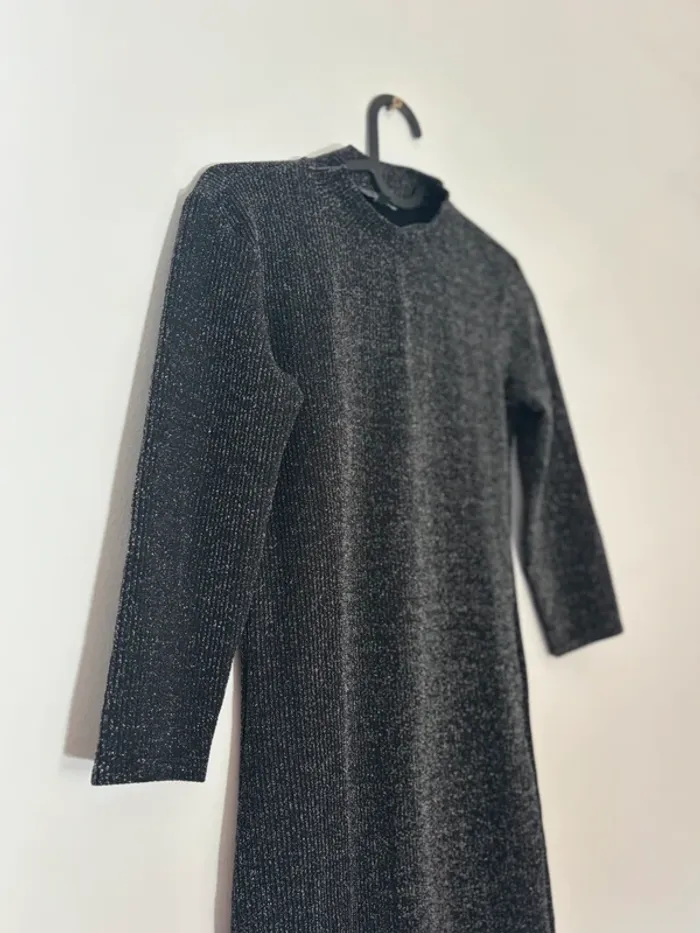 Robe à paillettes - photo numéro 2