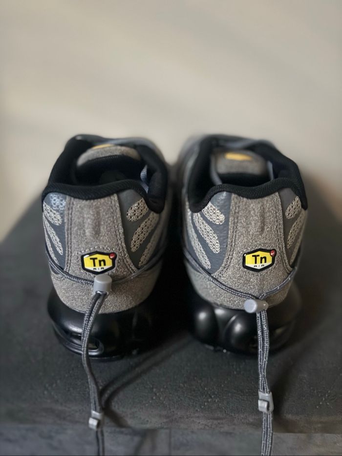 Nike tn gris taille 45 - photo numéro 4