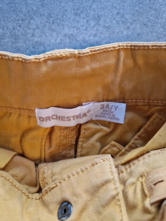 Pantalon garçon droit jaune moutarde à motif, taille réglable T3ans TBE orchestra - photo numéro 2