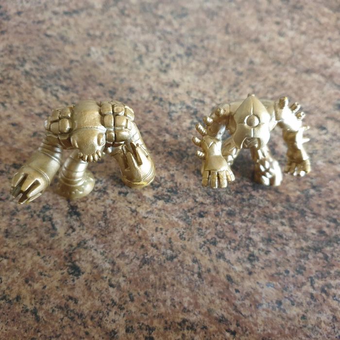 Magnifique lot gormiti dorés - photo numéro 2