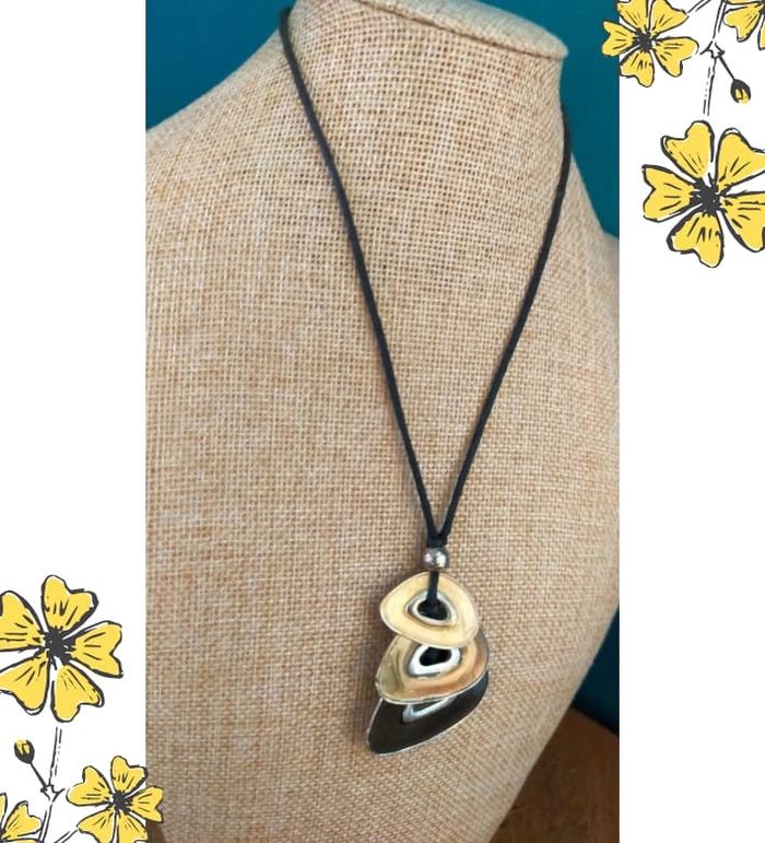 Collier pendentif géométrique vintage – Collection Sable & Ébène - photo numéro 7
