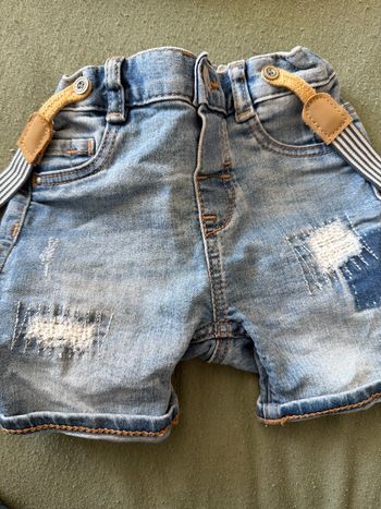 Short avec bretelles 