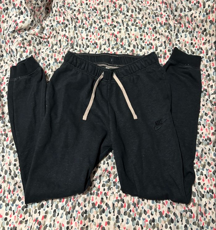 Jogging Nike rose et noir