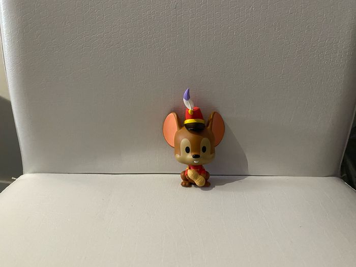 Figurine souris timothee dumbo