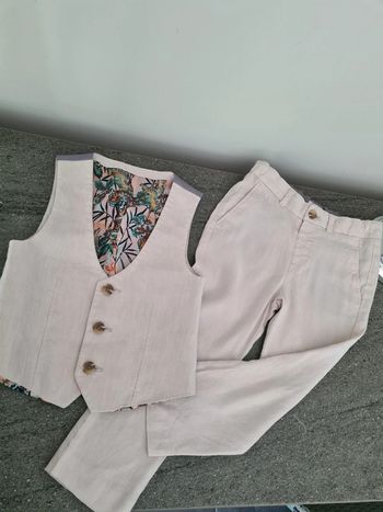 Ensemble river island