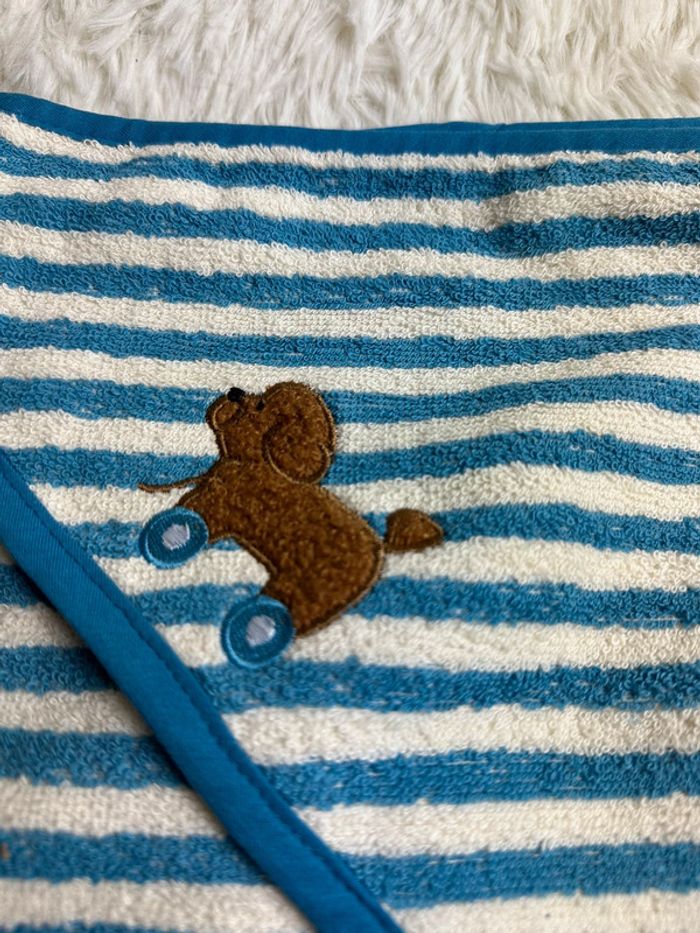 Ensemble cape de bain et gant de toilette petit toi de petit souk - photo numéro 2