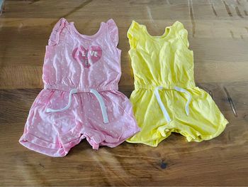 Lot de 2 combi shorts fille 12 mois