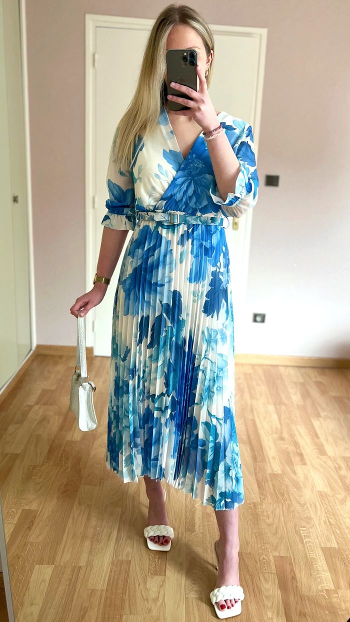 Robe longue fleurie - photo numéro 3