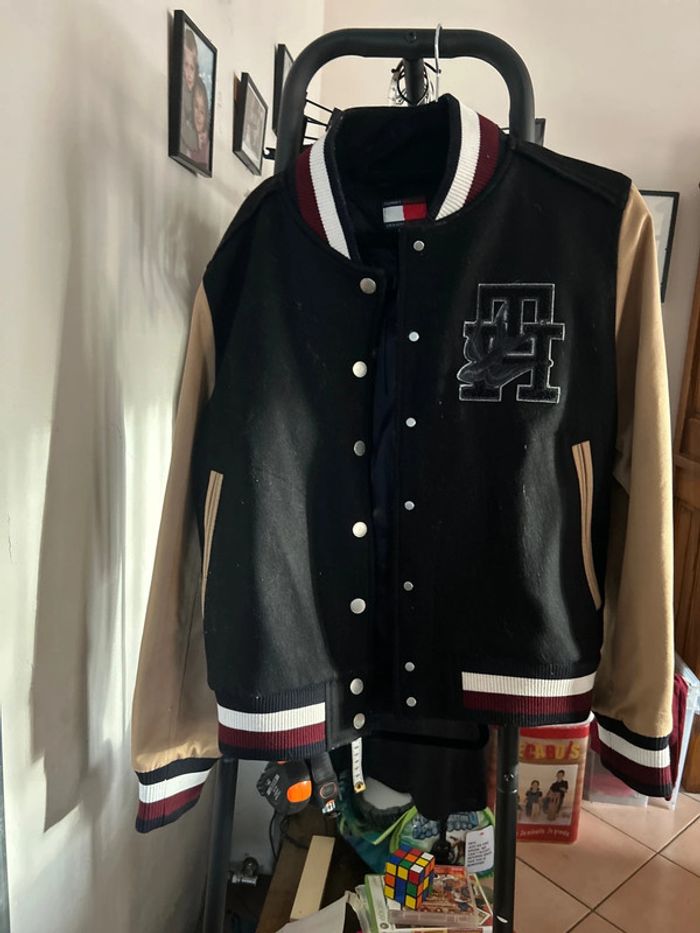 Blouson bomber Tommy & Shawn Mendes