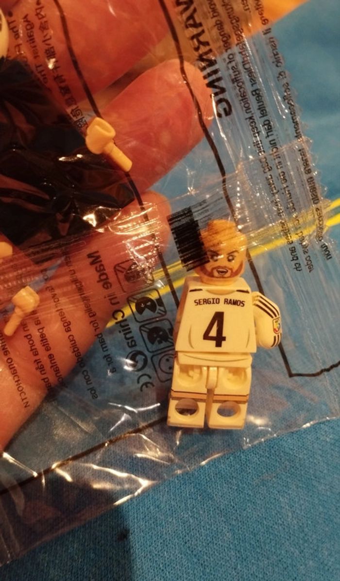 Personnage Lego football neuf Sergio Ramos Real Madrid - photo numéro 2