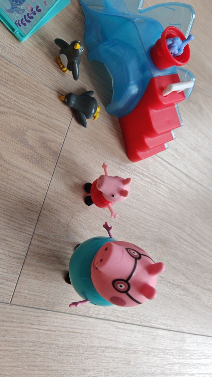 Peppa pig à l'aquarium - photo numéro 4