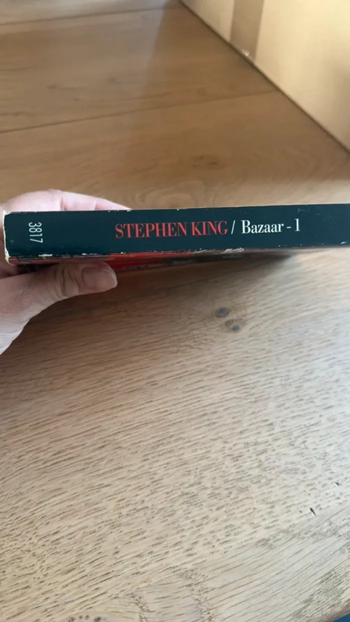 Stephen King / Bazaar-1 - photo numéro 3