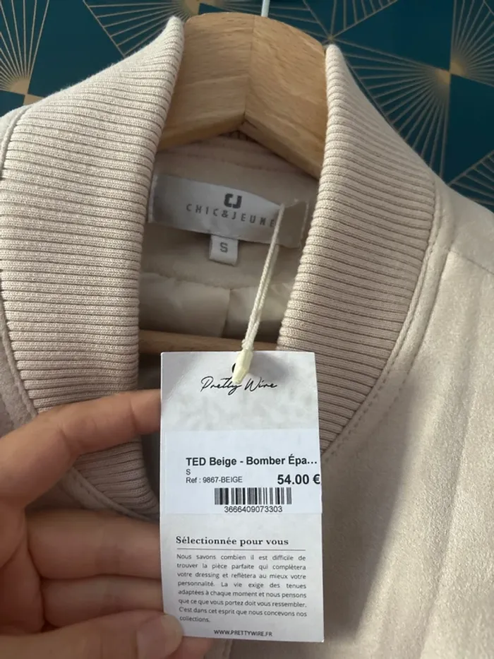 Blouson neuve avec étiquette - photo numéro 2