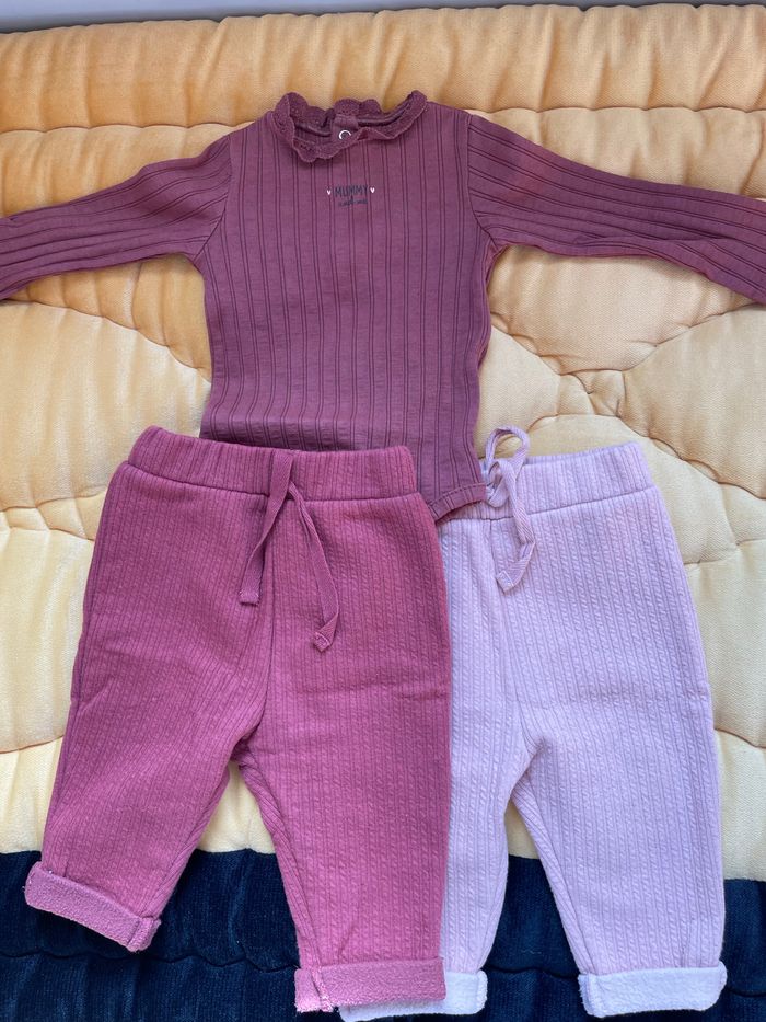 Lot pantalons et body - photo numéro 2