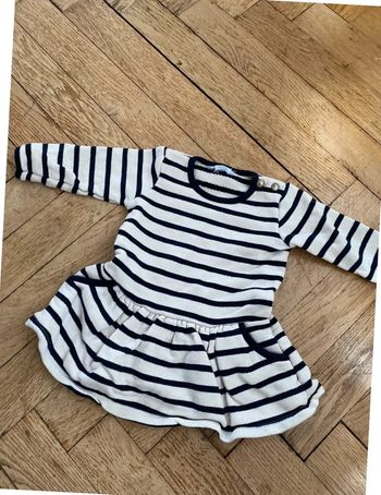 Robe petit bateau t6 mois