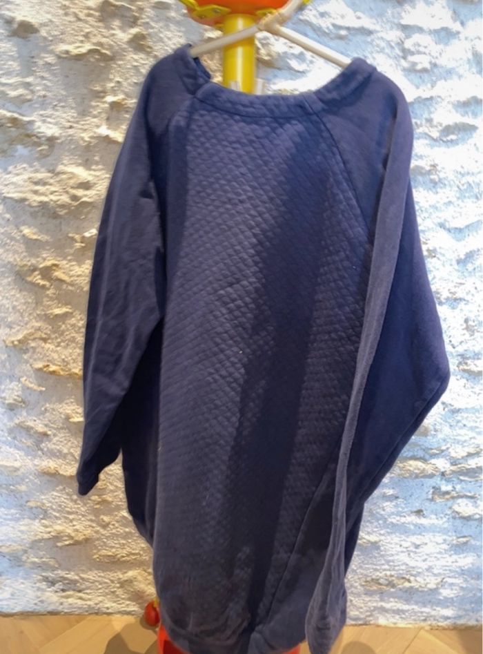 Pull long fille 8 ans TBE - photo numéro 2
