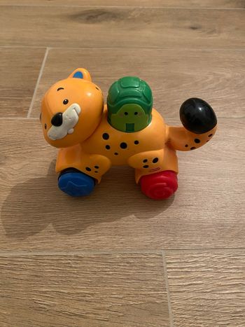 leopard press & go  Fisher price