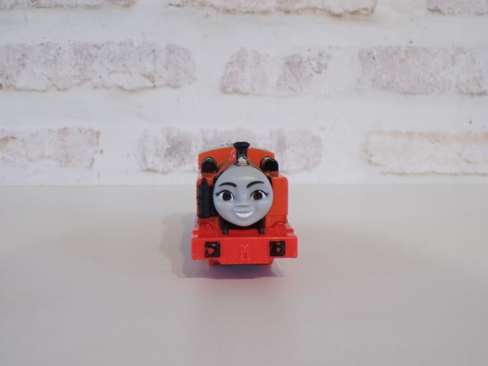Train - Locomotive - Nia - Thomas et ses amis (J29) - photo numéro 4