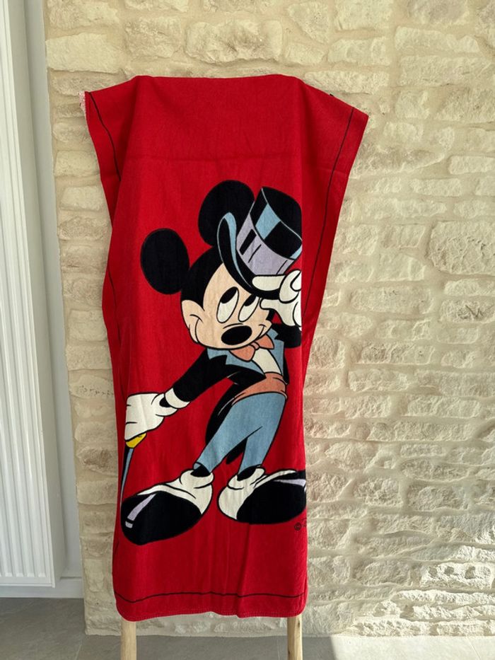 Serviette de bain / de plage  Mickey - 4 €
