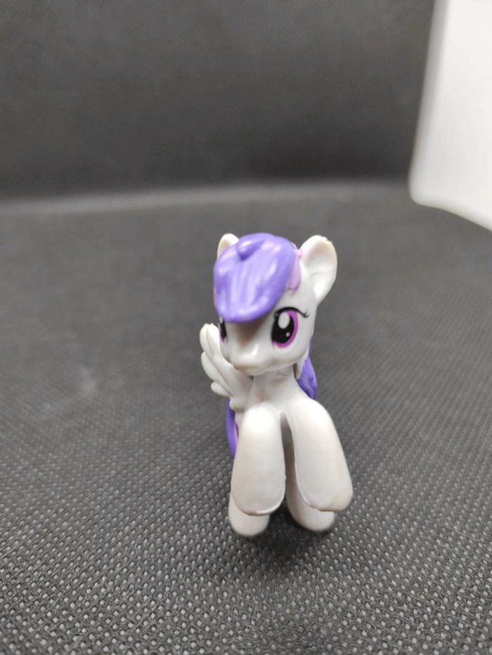 My Little Pony G4 blind bag wave 1 sugar grape #07 #20475 2010 #geektradeponeyg4 - photo numéro 3