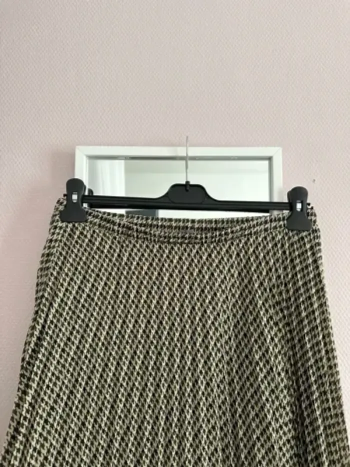 Jupe mi- longue kaki noir neuve - Primark - photo numéro 3